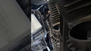 Как заменить фильтр воздушный Chevrolet Cruz 2018 Шевролет Круз 2018 Замена воздушного фильтра