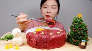 한우 뭉티기로 만든 크리스마스 케이크 리얼사운드 먹방 RAW BEEF SASHIMI CAKE ASMR MUKBANG EATING SOUNDS NO TALKING | NAJIN