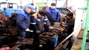 Рабочие будни МТМ перед техосмотром тракторов.