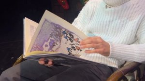 Голубой огонек 4:
Алексей Коваль читает рассказ Юрия Коваля "Канитель"