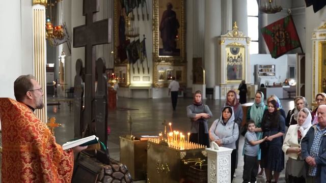 Увидеть и потрогать... Бога смотреть онлайн