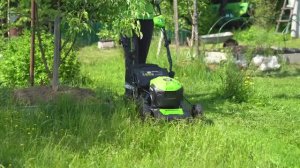 Аккумуляторная газонокосилка Greenworks GD40LM46SP