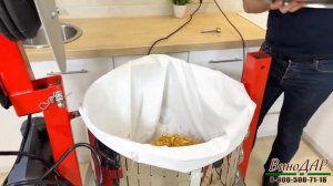 Отжим сока в пневматическом прессе "Муромец" 120л