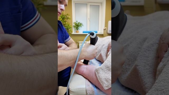 УВТ при контрактуре локтевого сустава: восстановление после перелома