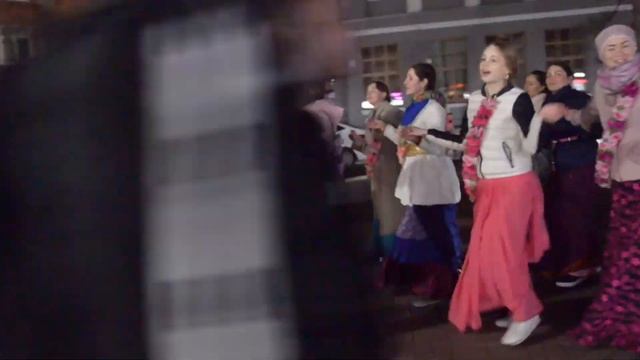 Харинама с Ананда Боло Хари прабху - 22.03.2020г. смотреть онлайн