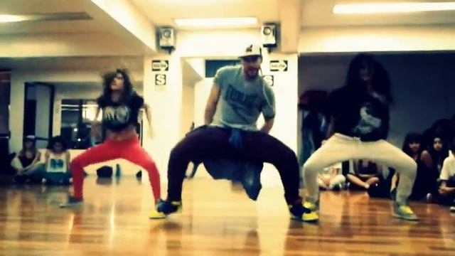 ALEX BULLON EN LIMA PERU - fuck u betta Neon hitch con America Orihuela y Juana parraga TFS PERU