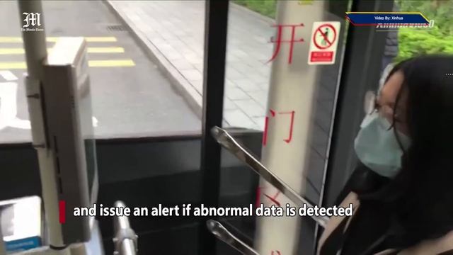 Facial recognition thermometers installed in buses in south China смотреть онлайн