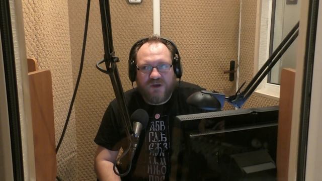 ОТВЕТ. Нательный крестик должен быть только золотым, или серебряным.  Это так?