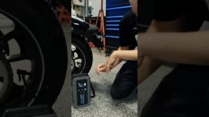 2в1 пусковое устройство и автомобильный компрессор TOPDON V2200Air