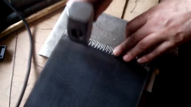 Обжим замка алигаторного типа на транспортерной ленте. Видео 5 смотреть онлайн