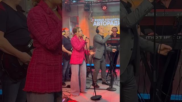 Александр Шоуа и «Непара» Дарья Храмова премьера новой песни «Притяжение» #непара