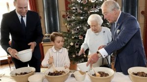 Рождественские традиции и причуды британской королевской семьи