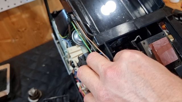 Jura ena micro 9. Варит в поддон. Обслуживание. смотреть онлайн