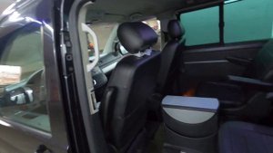 Volkswagen Multivan T5 2.5 AT (174 л.с.) 2005