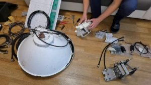 А что внутри параболической антенны радиорелейной связи 15 ГГц и внутри радио модуля NEC