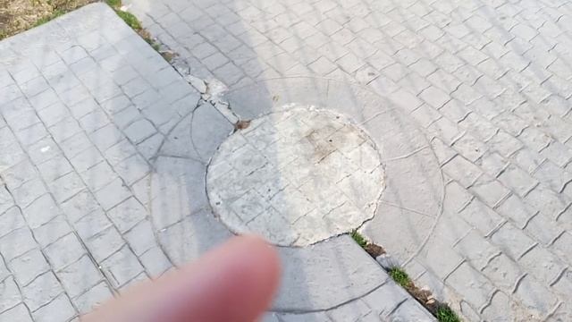 Испания.Пляж для лилипутов или собак?Старая улица.Строение всех улиц города-- круг. смотреть онлайн