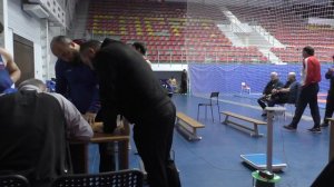 Взвешивание борцов до 70 кг.