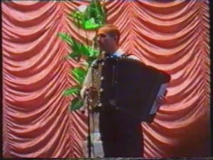 9.  ПОЙ, БАЯН  исп. Л. Бондарь.  акк. В. Семененко