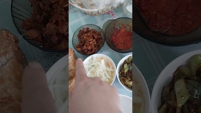 обед. паби мури.  рыба жареная, перец жареный, чимчи #семейныйвлог #хоббдомохозяйка #готовимвкусно