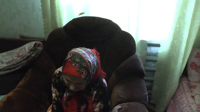 Помощь жительницы Германии пожилой старушке в Сигнальном смотреть онлайн