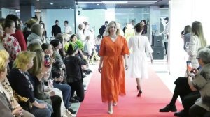 Модный показ в ТЦ Универбыт