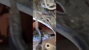 Снятие и разборка рулевой рейки на Toyota Corolla E150: пошаговое руководство