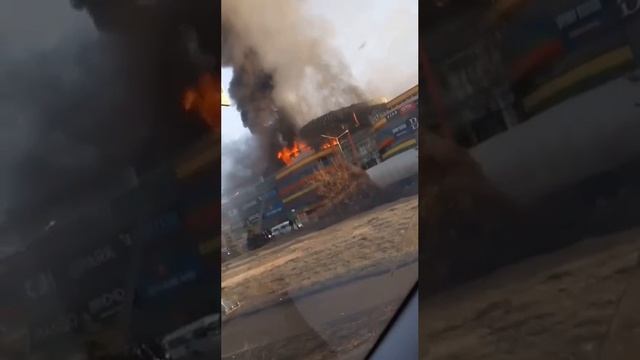 В торговом центре «Алания Молл» во Владикавказе пожар