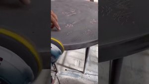 процесс изготовления журнального стола из стабилизированного мха, шишек и эпоксидной смолы