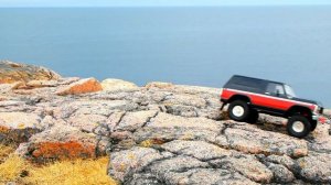 Traxxas TRX4 Ford Bronco 79 s, at sea