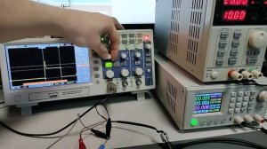 Время реакции защиты OCP у блоков Korad KA3010D и Riden RD6018 (с нагрузкой 0.22 Ом)