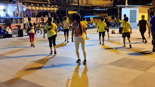 ИЗ БАНГКОКА ДЕВУШКИ ОТДЫХАЮТ В ПАТТАЙЕ ! ТАИЛАНД ! смотреть онлайн