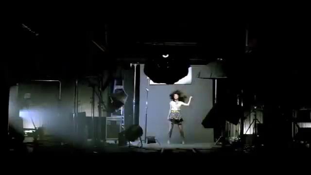 Selena Gomez- Falling Down Official Music Video