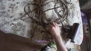 Доделал наличники, починил душ, продолжаю вешать кондиционер и начал монтировать освещение фасада