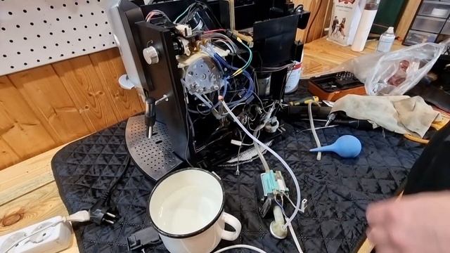 Jura e80 просит повернуть ручку пара. смотреть онлайн