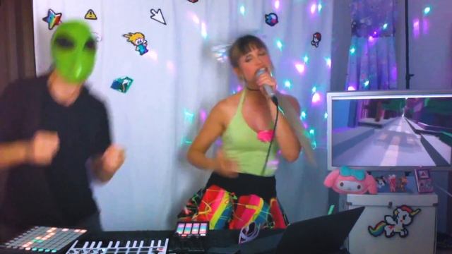 Ableton Live Performance: Launchpad, Akai MPK Mini, Traktor Kontrol F1 and EboSuite // Insane!!