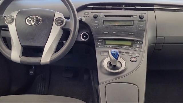 2011 Toyota Prius Two 5D Hatchback Santa Rosa  Rohnert Park  Petaluma  Sebastopol  Windsor  Cotati