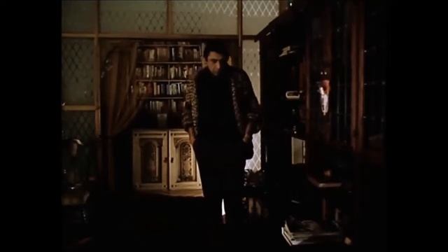 х/ф " Всем спасибо!" 1981г. Бывшая жена считает его успешным и состоявшимся ученым. смотреть онлайн