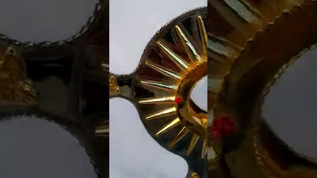 Ostensorio Arca da aliança 56 cm com banho de níquel e ouro смотреть онлайн