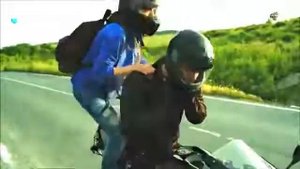 Саваш и Назлы : Дочери Гюнеш