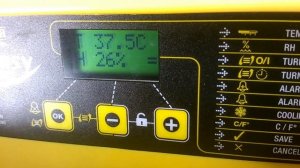 Checking and recalibrating the temperature on a Brinsea Ovaeasy Advance Series II Incubator