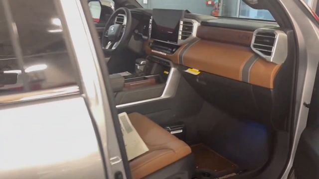 The All New 2022 Toyota Tundra Platinum - Limited - 1794 Edition N SR5 TRD Offroad 4x4 Has Arrived смотреть онлайн