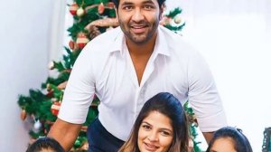 Топ 10 Красивых жён южно индийских актёров