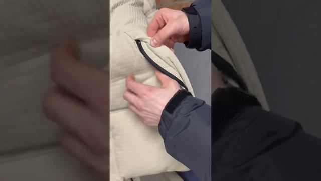 Куртка зимняя Hugo Boss смотреть онлайн