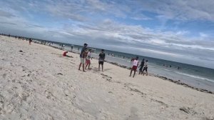 ПРОГУЛКА В ЧАС-ПИК ПО ПЛЯЖУ В НЕАЛИ на МОМБАСЕ