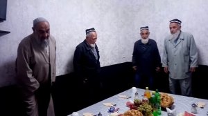 Чоркух Аввалин ресторан боз як пешрави Чоркух Ворух Сурх Исфара