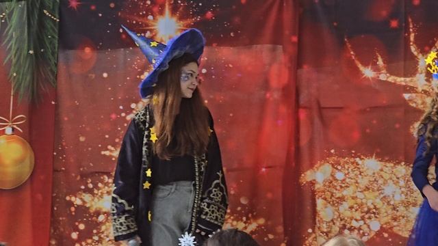 Новогодний мюзикл. Партия Зведочета и Звездочки.mp4 смотреть онлайн