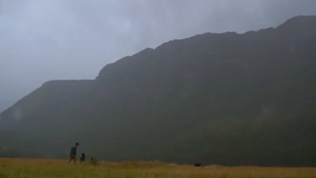 СВЕТЛЫМ БОГАМ ЗЕМЛИ. смотреть онлайн