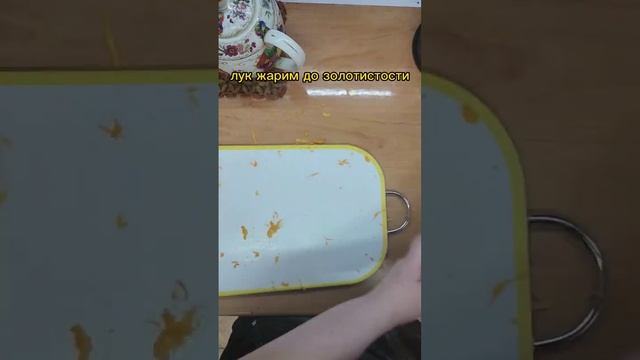 Чебуреки сочные и хрустящие. Лучший рецепт чебуреков. Чебуреки с тыквой. Тесто для чебуреков. ВКУСН