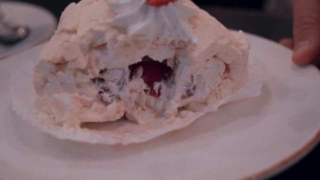 Грузины наделали вкусный торт….