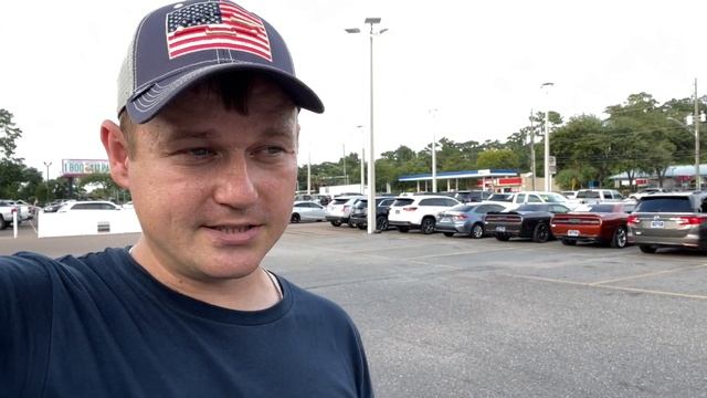 Это Жесть ! В Салонах в США вообще Нет Машин ! Обьехал всех Дилеров в Джексонвиле